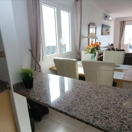 Casa De Salamo Seis - Great 2 Bedroom Family - Similar Units Available For Larger Groups * Puerto del Carmen (Lanzarote)